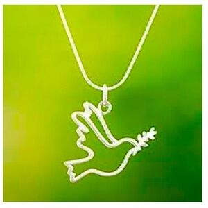 New Fabiana Quispe Sterling Silver Quechua Dove Necklace